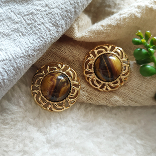 新款 复古仿琥珀耳饰花边纹路银针耳环金耳钉耳夹气质965 中式