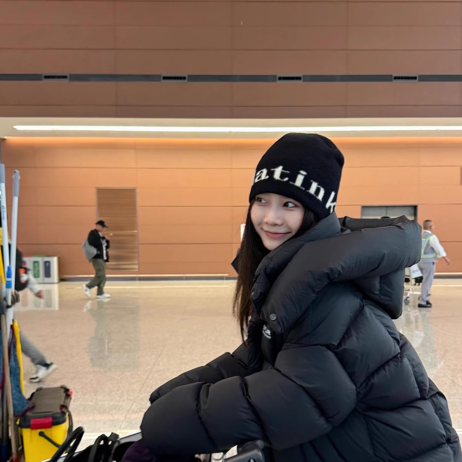 韩系秋冬黑色针织毛线帽保暖防寒