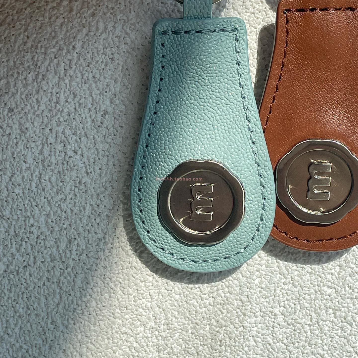 LOGO钥匙扣minitmute韩国小众