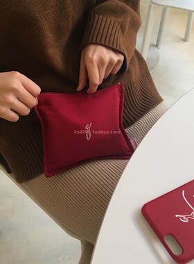 红色拉链袋跳舞袋收纳包化妆小包韩国小众设计师品牌onemorebag
