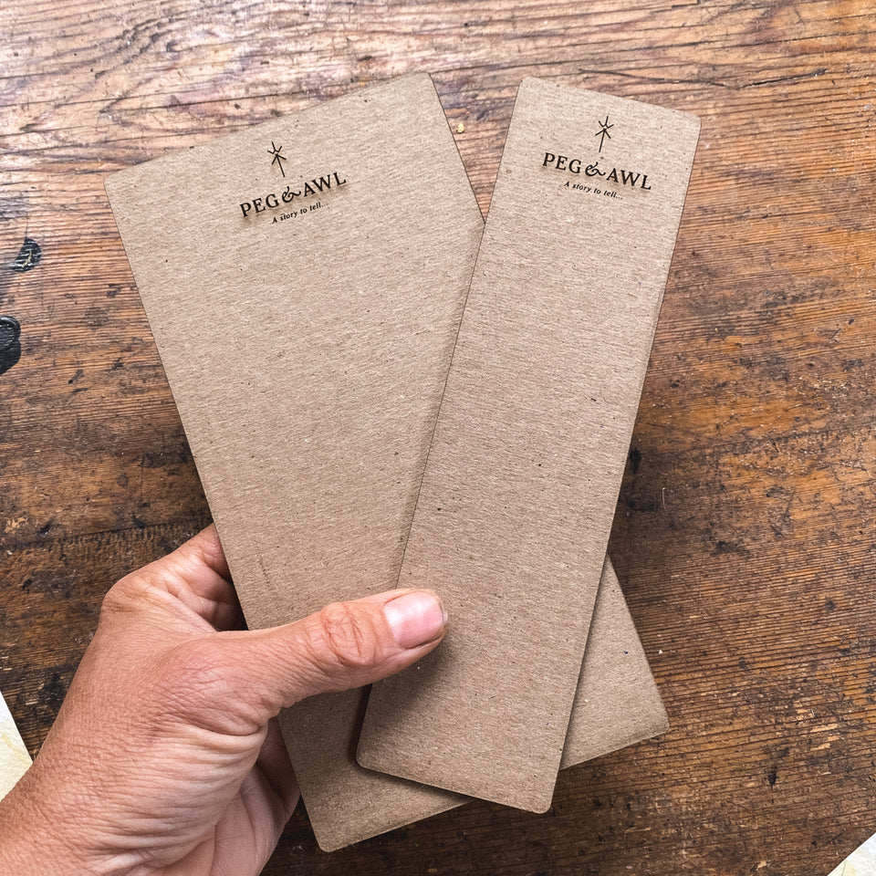 【现货】PEG&AWL牛皮色再生纸板艺术家笔袋保护板垫板美国代购