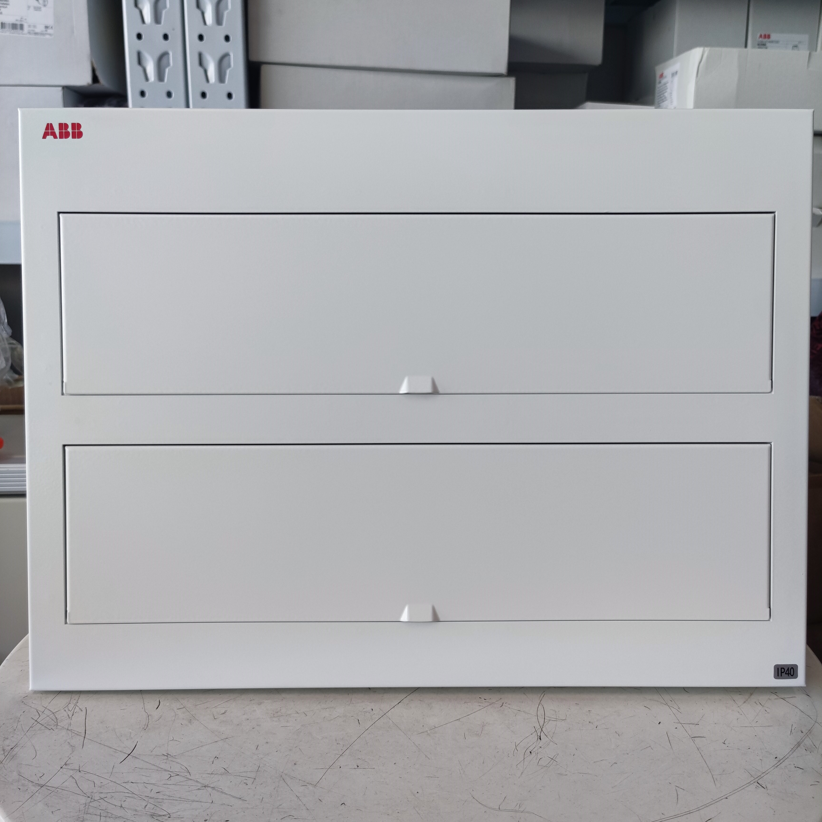 ABB颖致配电箱全金属面盖YI-FM-2-23W暗装46路适用42-46路强电箱