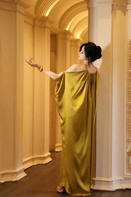询价私！小众不撞款 法式金黄色高级感修身显瘦设计感气质连衣裙