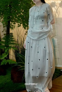 询价私 PANTTERFLY设计师品牌 2025新款 圆领网纱珠片装 饰套装