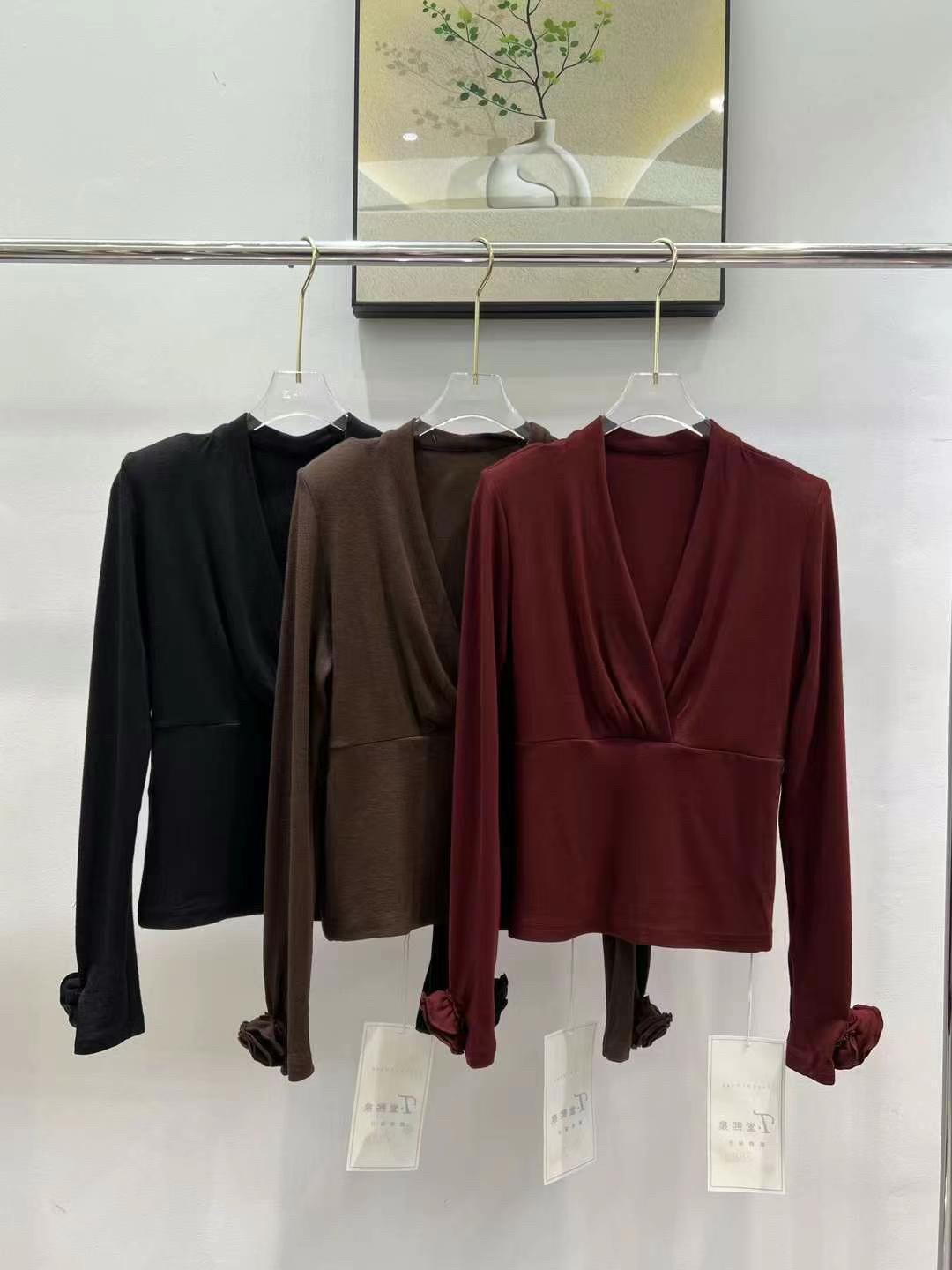 【堂家TXQ】288秋装修身T恤百搭长袖上衣泉熙正品女装袖口玫瑰花