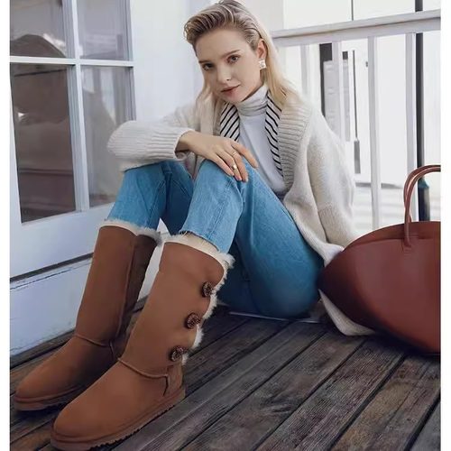 TASMAN三扣羊皮毛一体高筒雪地靴