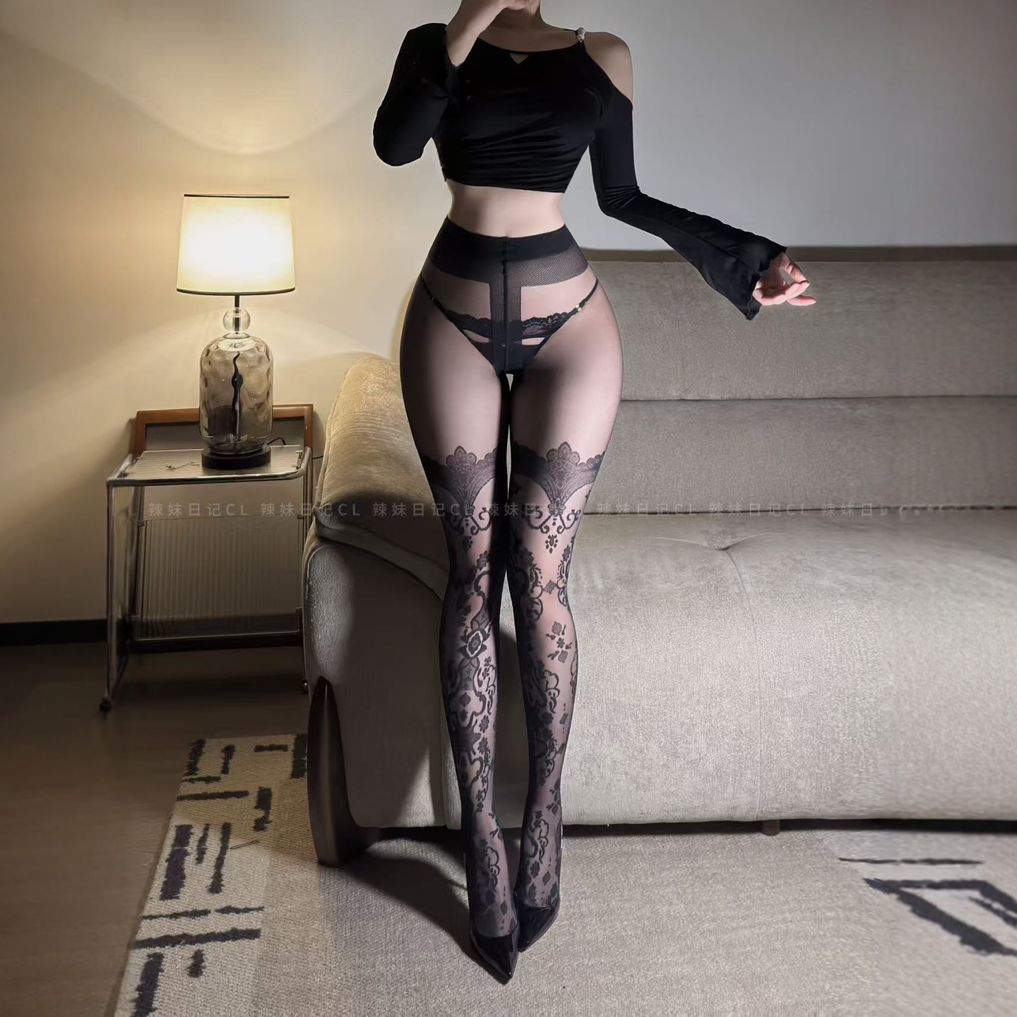 镂空花卉提花薄款丝袜性感连裤袜