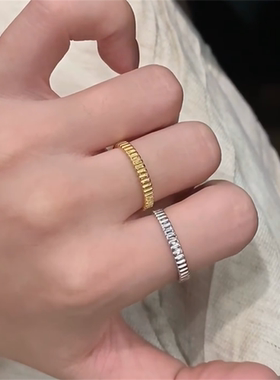 罗缎齿轮素圈戒指老钱风小众设计