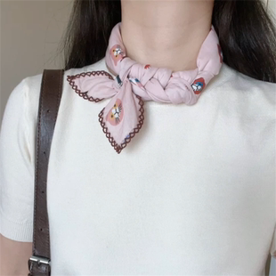 zoozmini可爱减龄猫咪方巾围巾女春秋护颈丝巾头巾百搭小领巾披肩