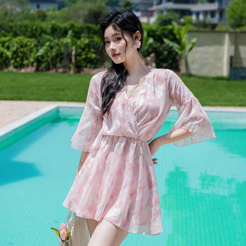 泳衣女款分体三件套保守大码微胖女孩遮肉高级感2025新款度假泳装