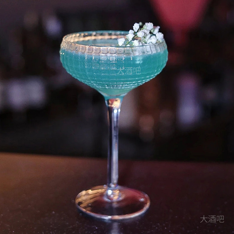 日式方格纹蝶形杯香槟杯鸡尾酒杯微醺高脚杯玻璃杯塔杯玛格丽特杯