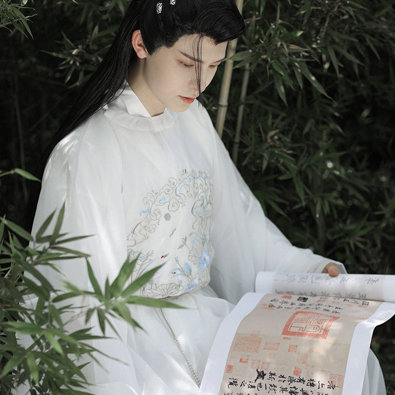 原创明制汉服2026新款圆领袍长衫男女同款春夏季薄款白菜日常套装图片