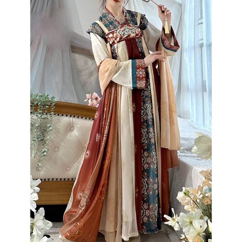 原创汉服女唐制2026新款齐胸襦裙半臂上襦刺绣复原款超仙日常古装