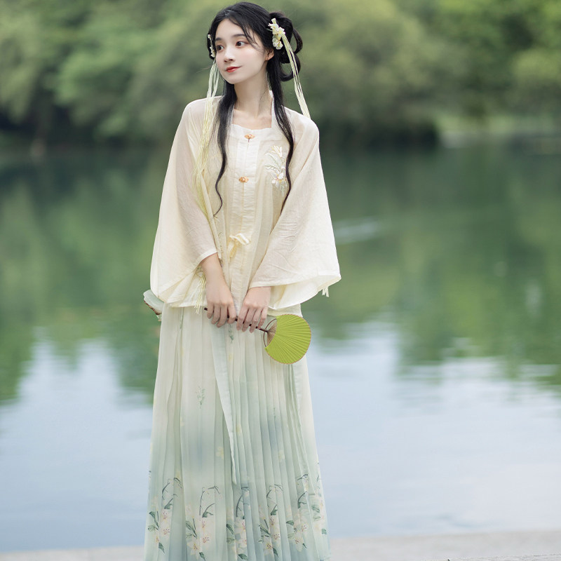 洛竹2026年汉服女明制刺绣方领半袖短衫【铃兰】日常百搭套装