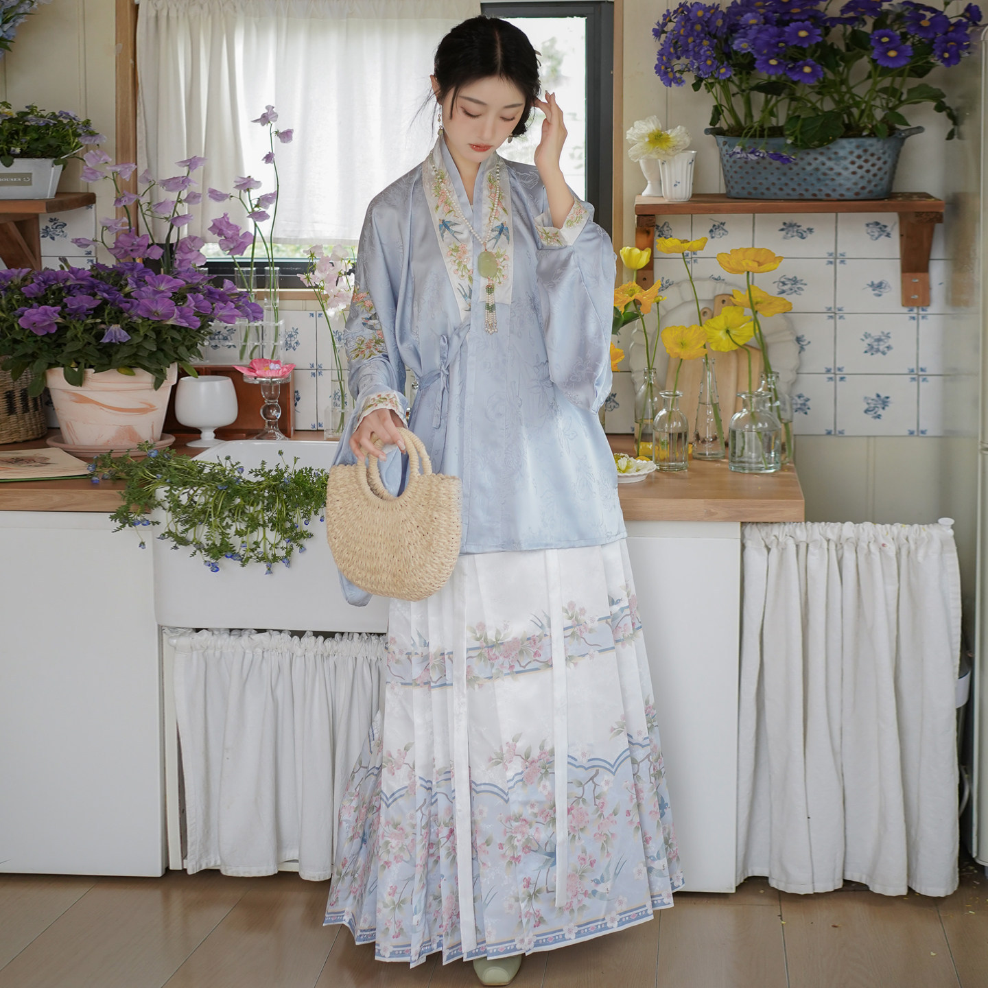 枳羽棠【花影】明制汉服女刺绣交领对穿交琵琶袖马面裙日常春夏