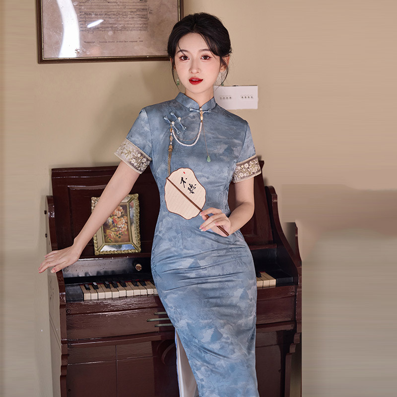 蓝色国风中式长款改良旗袍2025新款年轻款女复古修身高端气质