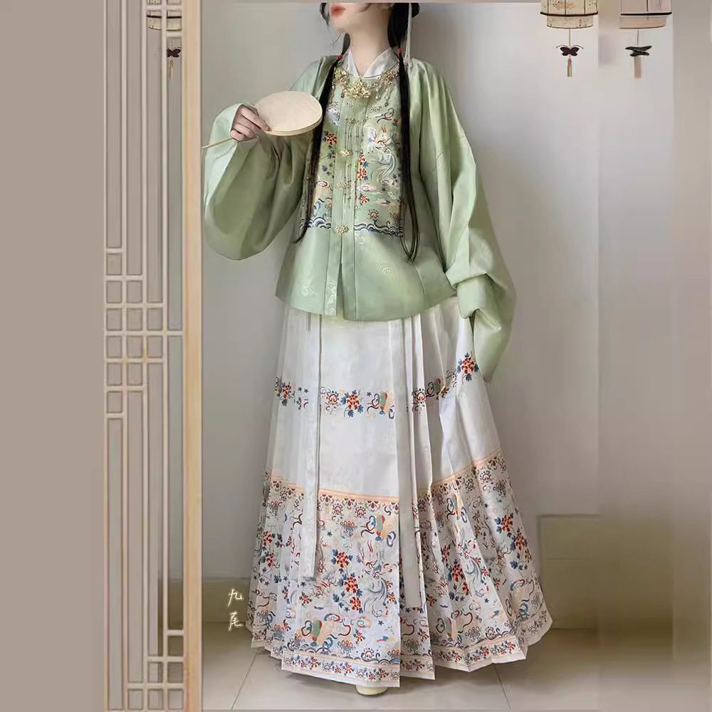 洛竹服饰【白泽】明制汉服女提花方领补服短袄琵琶袖马面裙长袖