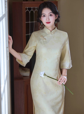 靓依铺黄色改良新中式倒大袖旗袍女2026秋季新款麂皮绒改良年轻