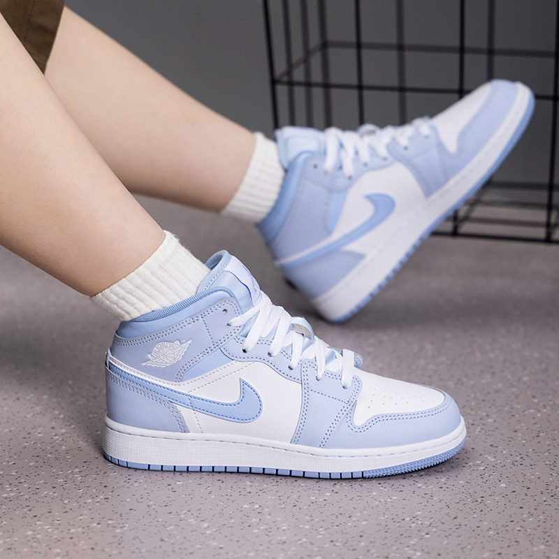 Nike/耐克Air Jordan 1 MID AJ1经典复古中帮百搭板鞋DQ8423-407