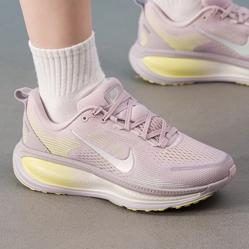 NikeVomero18防滑厚底训练跑鞋