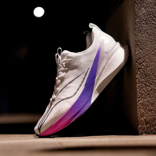 李宁赤兔8PRO马拉松跑鞋