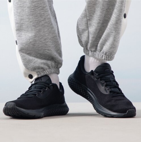 Under Armour/安德玛 Rogue 4 减震 防滑 耐磨 回弹灵活软底 跑鞋