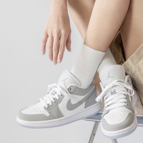 Nike/耐克Air Jordan 1 Low AJ1复古低帮篮球鞋休闲鞋DC0774-105