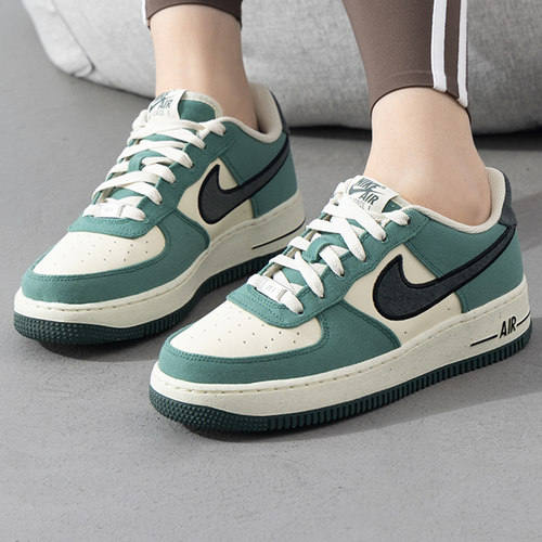 Nike Air Force 1 空军一号 板鞋 轻便舒适防滑复古FN4731-100