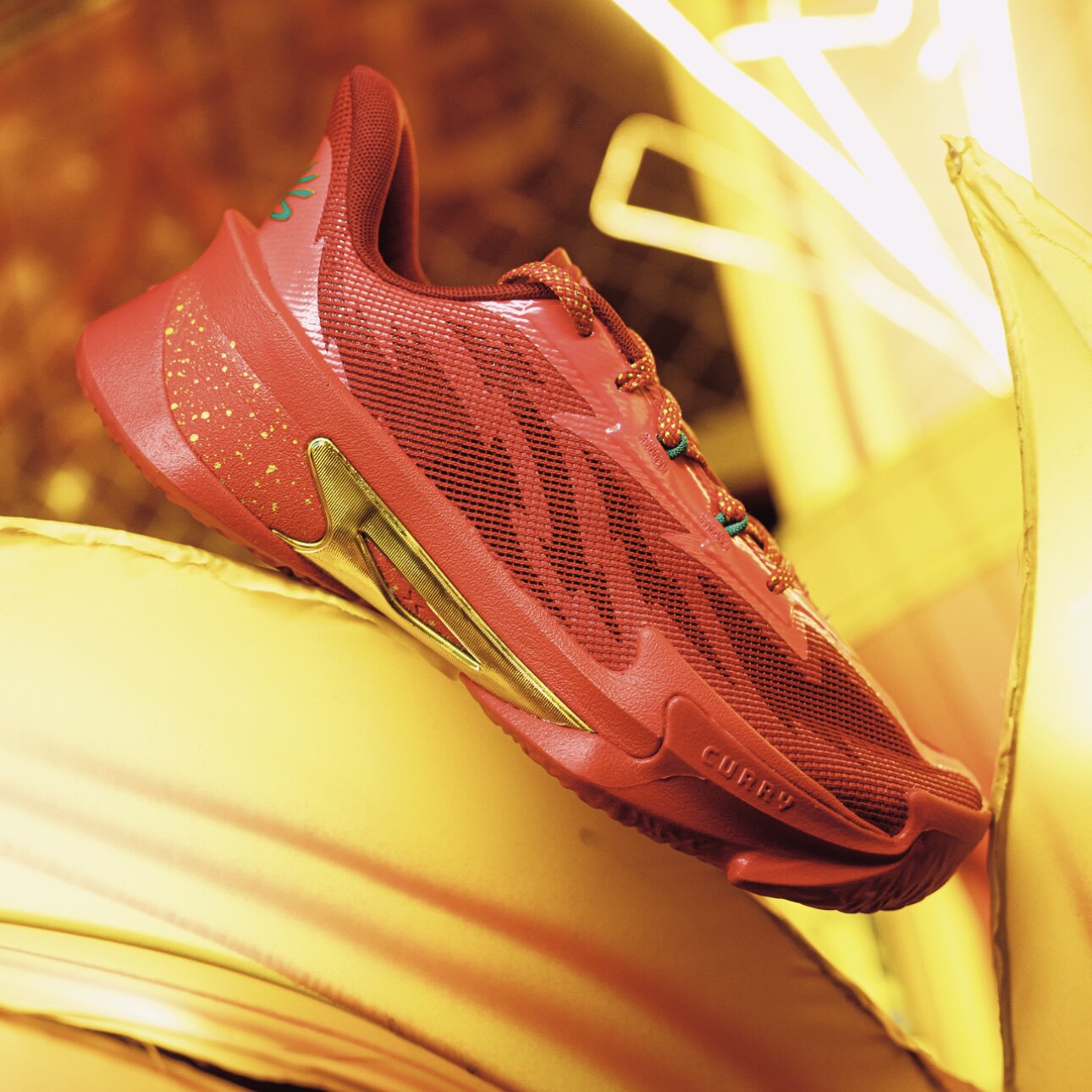 Under Armour/安德玛 CURRY SERIES 7情侣运动回弹亚洲行款篮球鞋