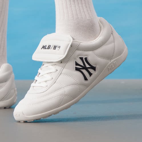 MLB 26年新款NY纽约洋基皮质低帮情侣百搭休闲鞋3ASXSLL6N-50WHS