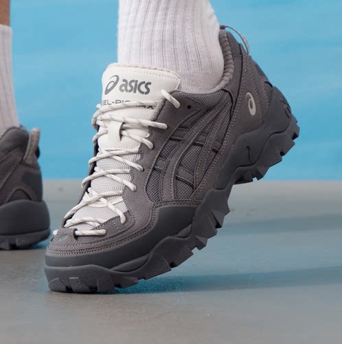ASICS亚瑟士休闲鞋GEL-PICKAX情侣老爹鞋复古时尚跑鞋1203B026