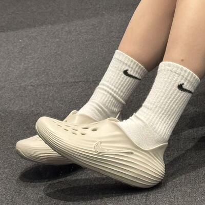 Nike耐克ReactX Rejuven8简约包头一脚蹬中跟洞洞凉鞋HV5060-100