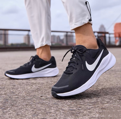 Nike Revolution 7 舒适百搭 耐磨透气 减震 休闲 跑鞋 男款