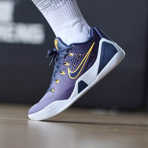 Nike Kobe 9 科比9 篮球鞋 包裹性潮流实战抗扭舒适百搭回弹