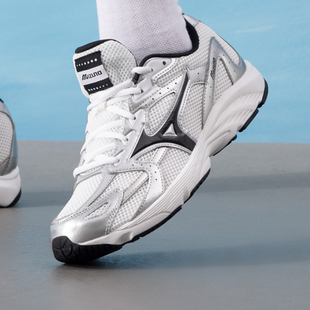 Mizuno/美津浓 Spark CN III 透气轻便复古黑白慢跑鞋D1GH2428