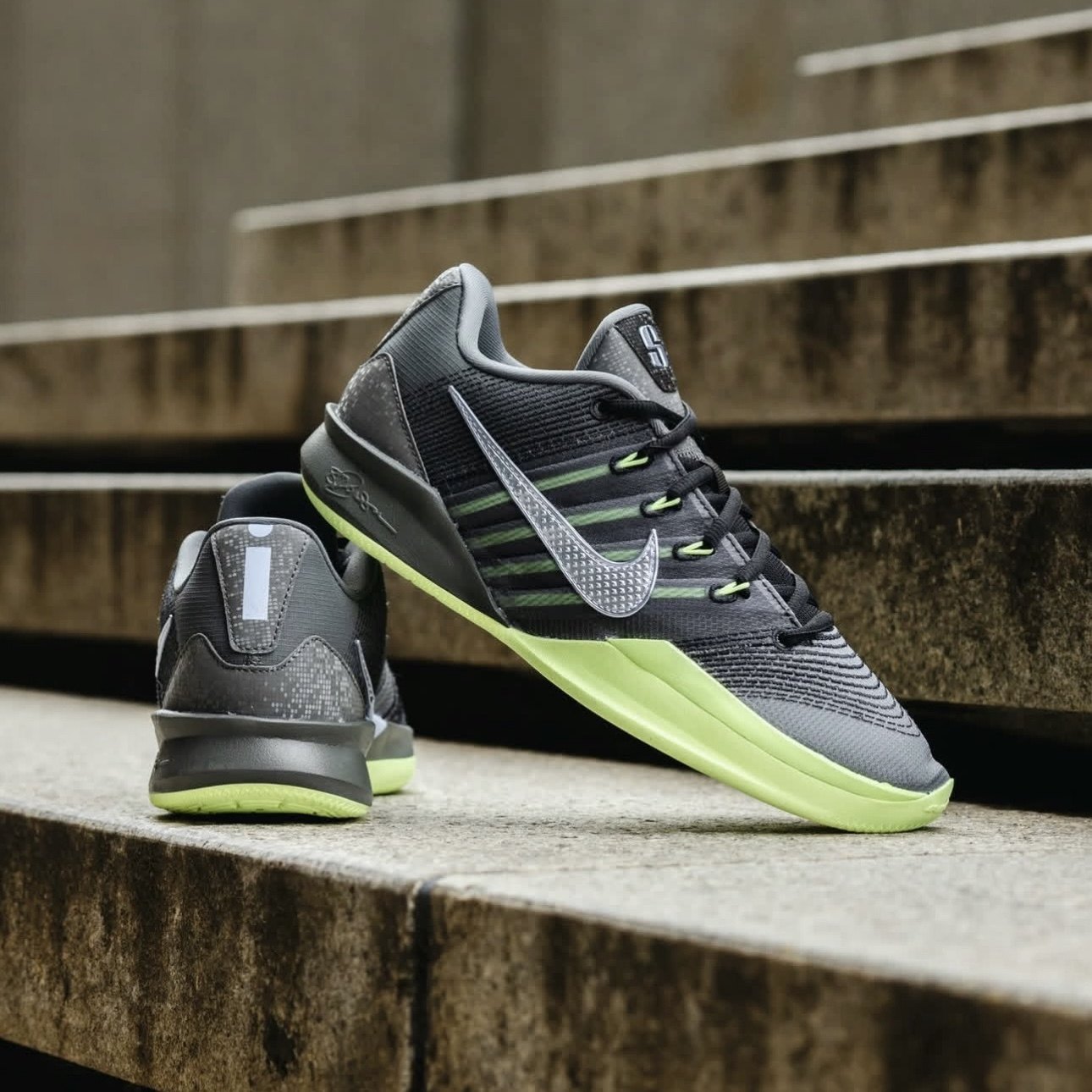 Nike/耐克 Sabrina 3 男女实战篮球鞋秋季新款抗扭缓震HF2882-002