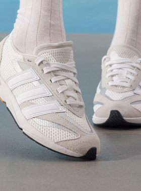 Adidas/阿迪达斯 LIGHTBLAZE LP轻运动休闲跑鞋耐磨舒适JS3197