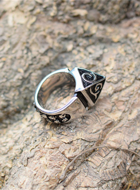 破魔霸气女生防身用品时尚戒指