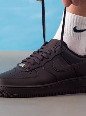 Nike/耐克Air Force1Low'07舒适复古低帮板鞋男深棕色IH1698-200