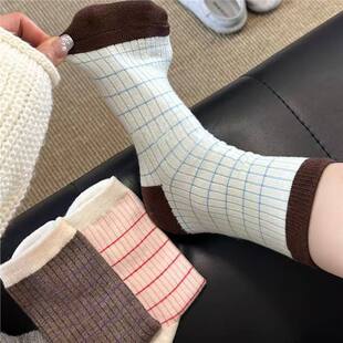 日杂文艺～好天菜！复古格纹太好看了！撞色小香格纹袜~百搭耐看~