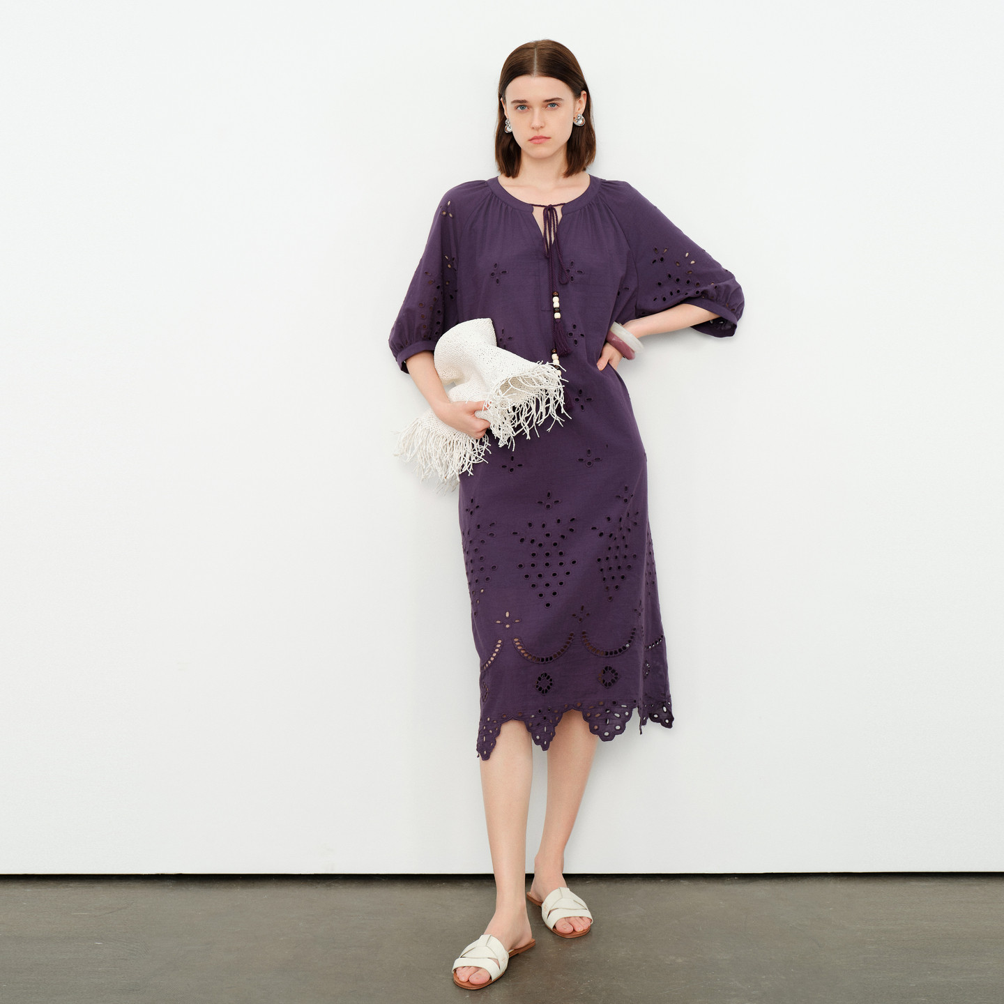 婉甸2026夏季新品琉璃紫/云白色水溶刺绣连衣裙1252N34YD5