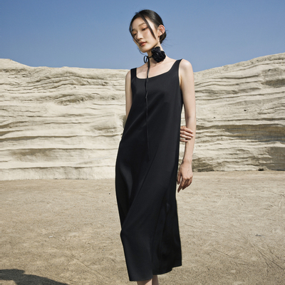 婉甸2026夏季新品黑色无袖连衣裙1252N02RS1YX