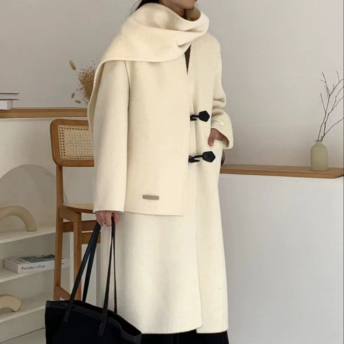 新款 新款韩国羊毛长款大衣980 牛角扣v领带围巾时尚休闲女装大衣