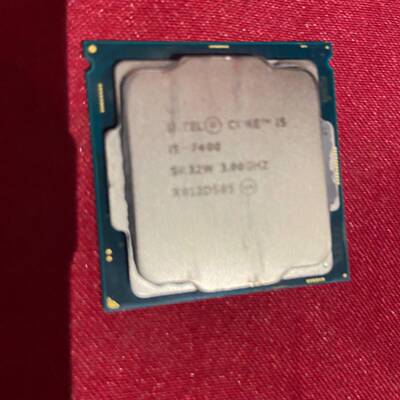 可维修i5-7400 CPU，件，成色还可以，有点使用痕迹，功议价