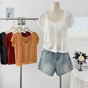 夏季新款叠穿领单排扣镂空正肩显瘦短上衣高级感短袖针织衫