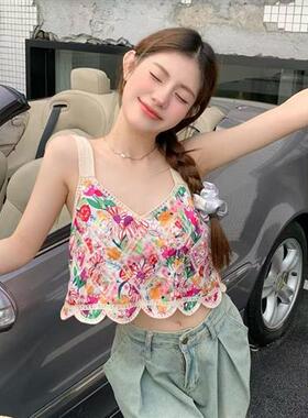 法式复古花朵拼色镂空小吊带女春季新款刺绣钩花领外穿百搭上衣