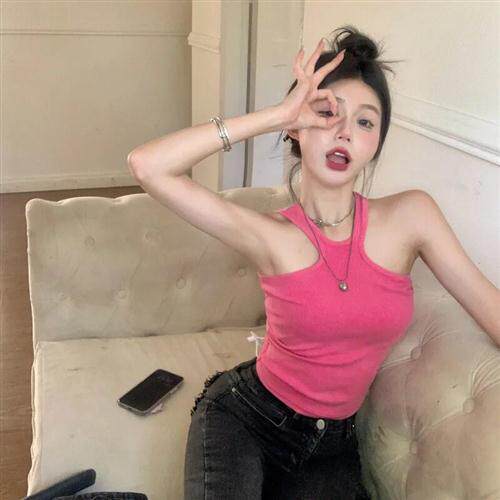 甜辣风性感吊带背心女夏季设计感外穿无袖美背短款针织衫气质上衣