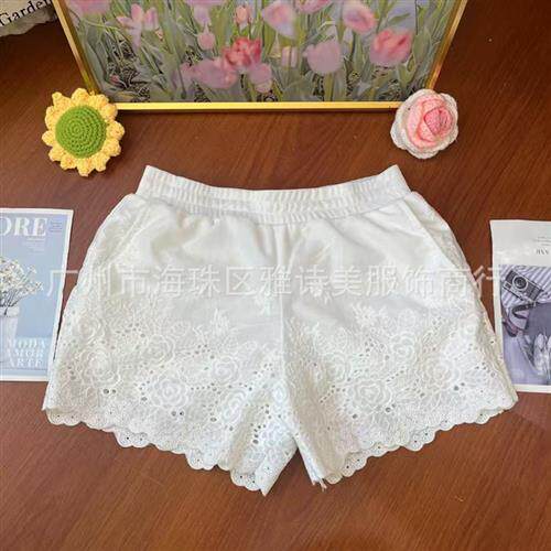 新款外穿休闲宽松镂空钩花蕾丝短裤女秋季不卷边设计感阔腿三分裤