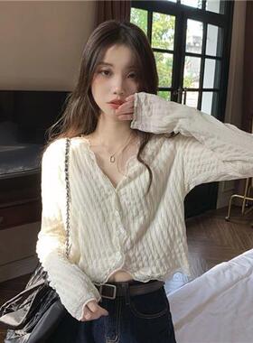 领气质蕾丝边衬衫女设计感小众早秋季新款法式别致短款上衣