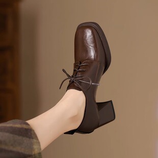 6.5cm复古系带深口单鞋女方头高跟皮鞋法式粗跟英伦风小个子短靴